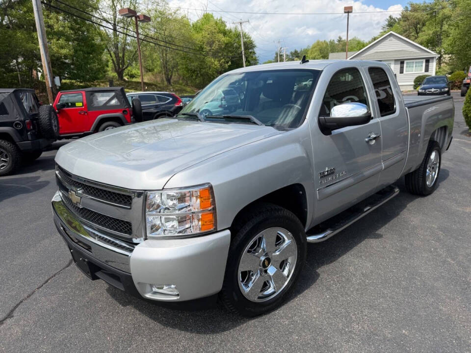 chevrolet silverado 1500 2011 1GCRCSE04BZ319869 image chevrolet silverado 1500 2011 1GCRCSE04BZ319869 image